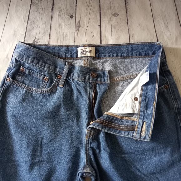 EUC Old Navy Loose Fit Denim Blue Jeans - 32x32 - Picture 9 of 10